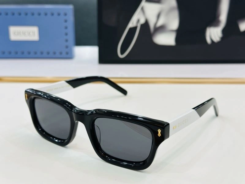 Gucci Sunglasses Durable 279905