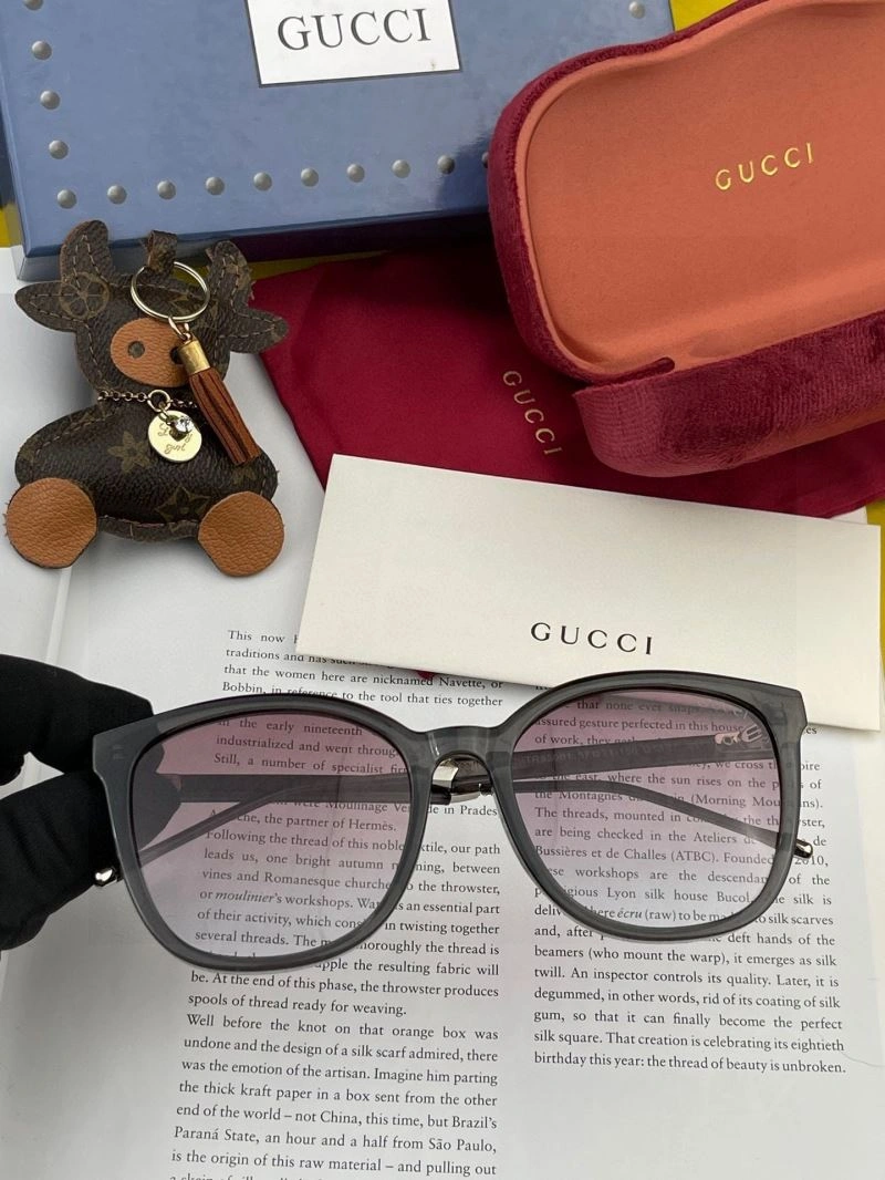 Upgraded Gucci Sunglasses 279906