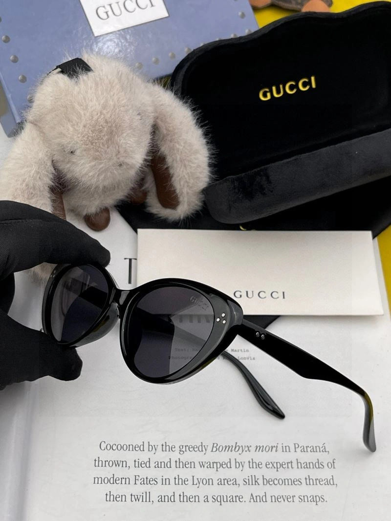 Gucci Sunglasses Bright 279884