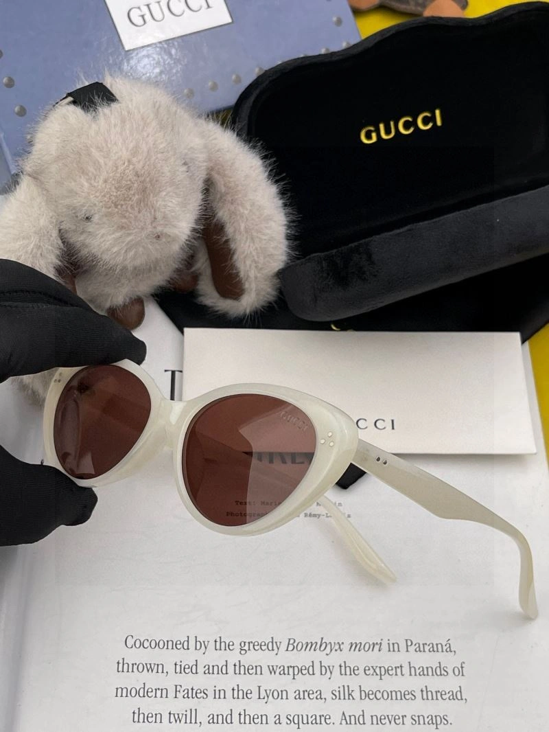 Gucci Sunglasses Bright 279884