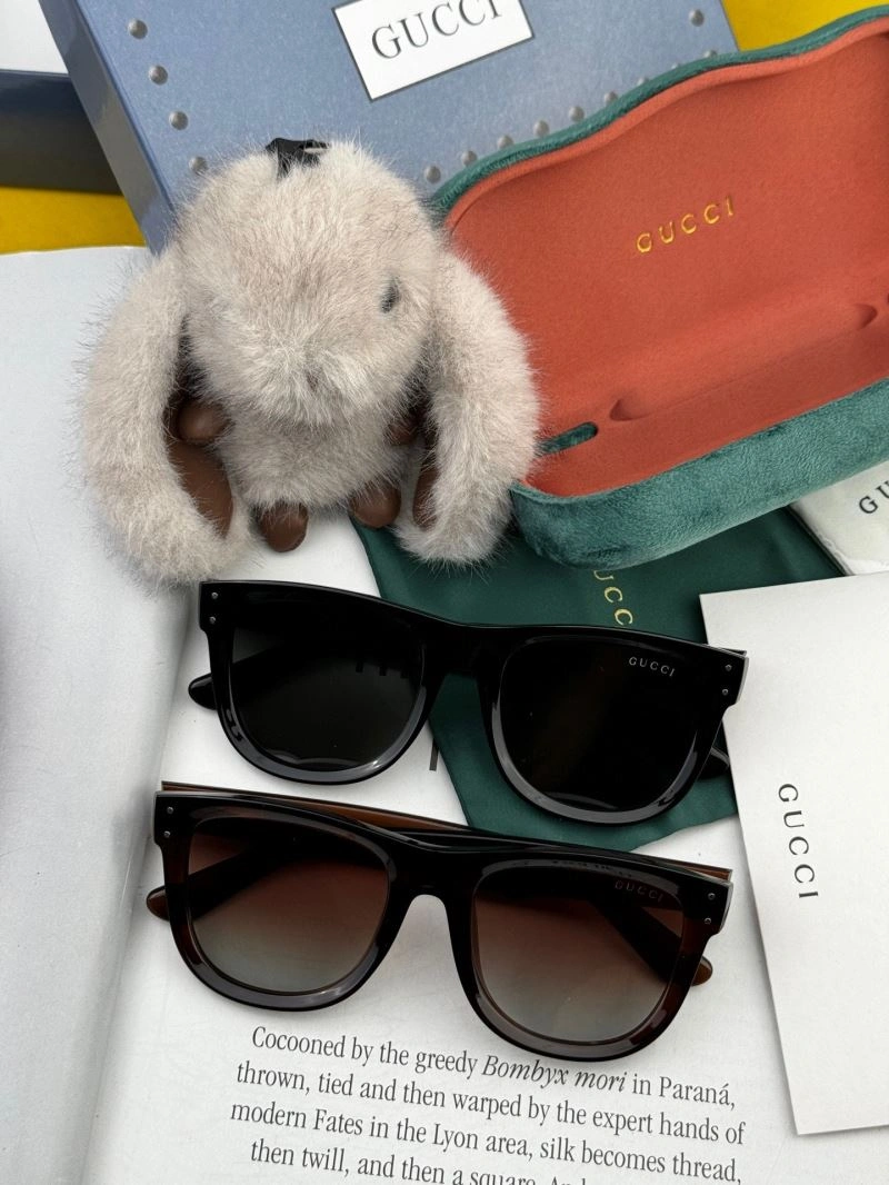 Gucci Sunglasses EasyCare 279898