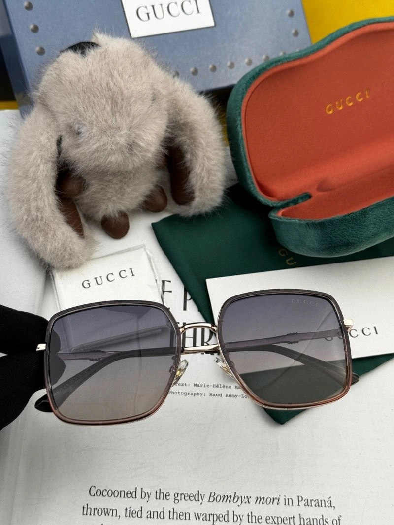 Gucci Sunglasses EasyCare 279896
