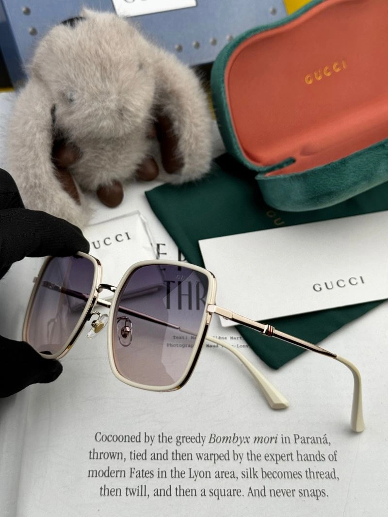 Gucci Sunglasses EasyCare 279896