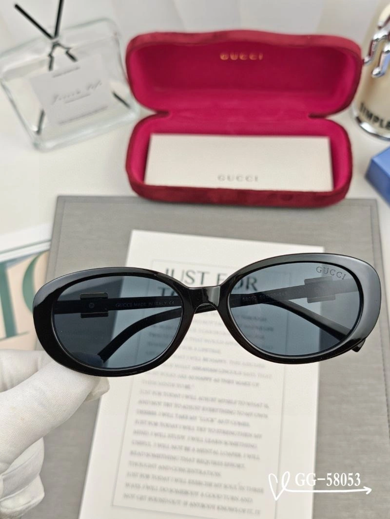 Supportive Gucci Sunglasses 279897