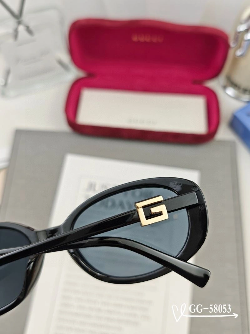 Supportive Gucci Sunglasses 279897