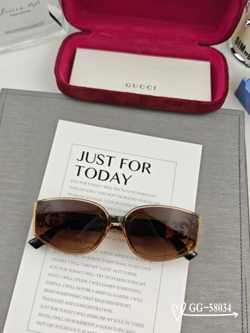 Gucci Sunglasses Classic 279904