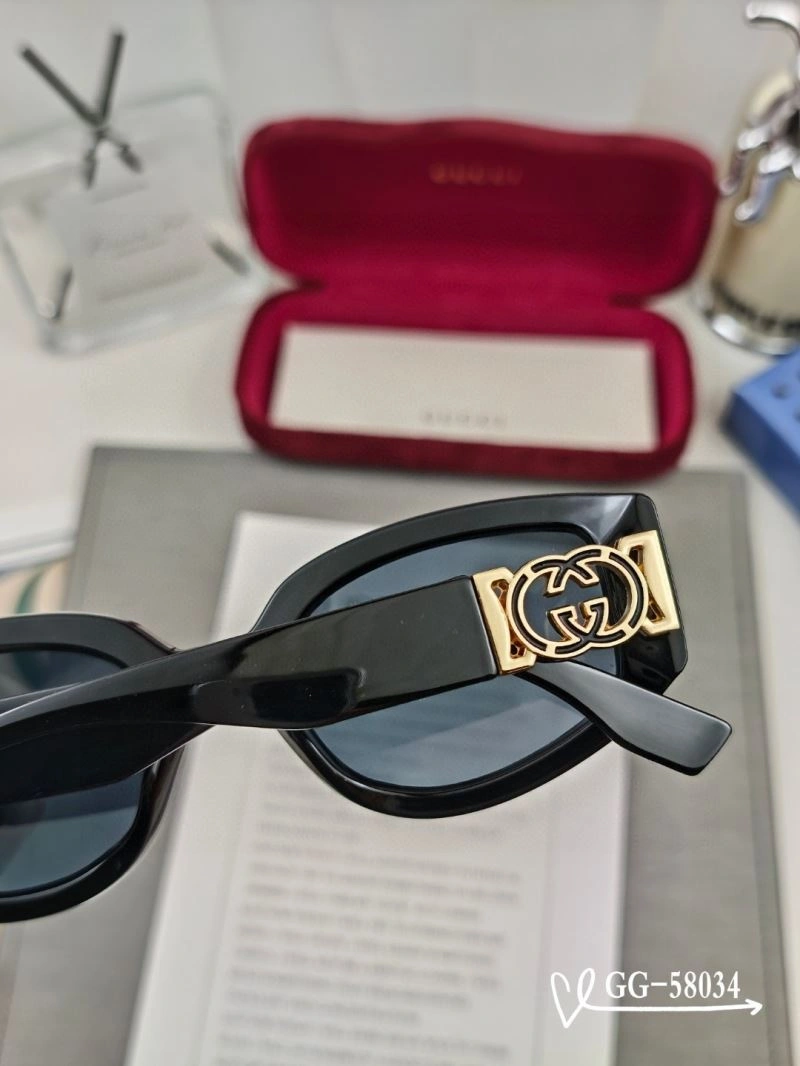 Gucci Sunglasses Classic 279904