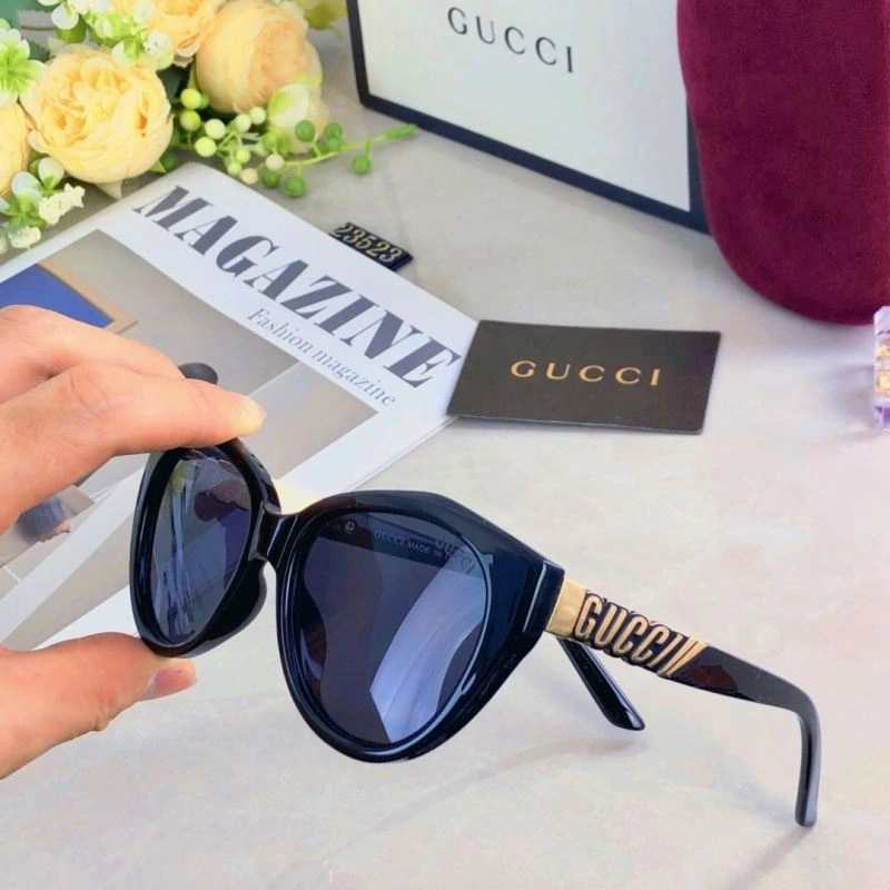 Gucci Sunglasses Durable 279877