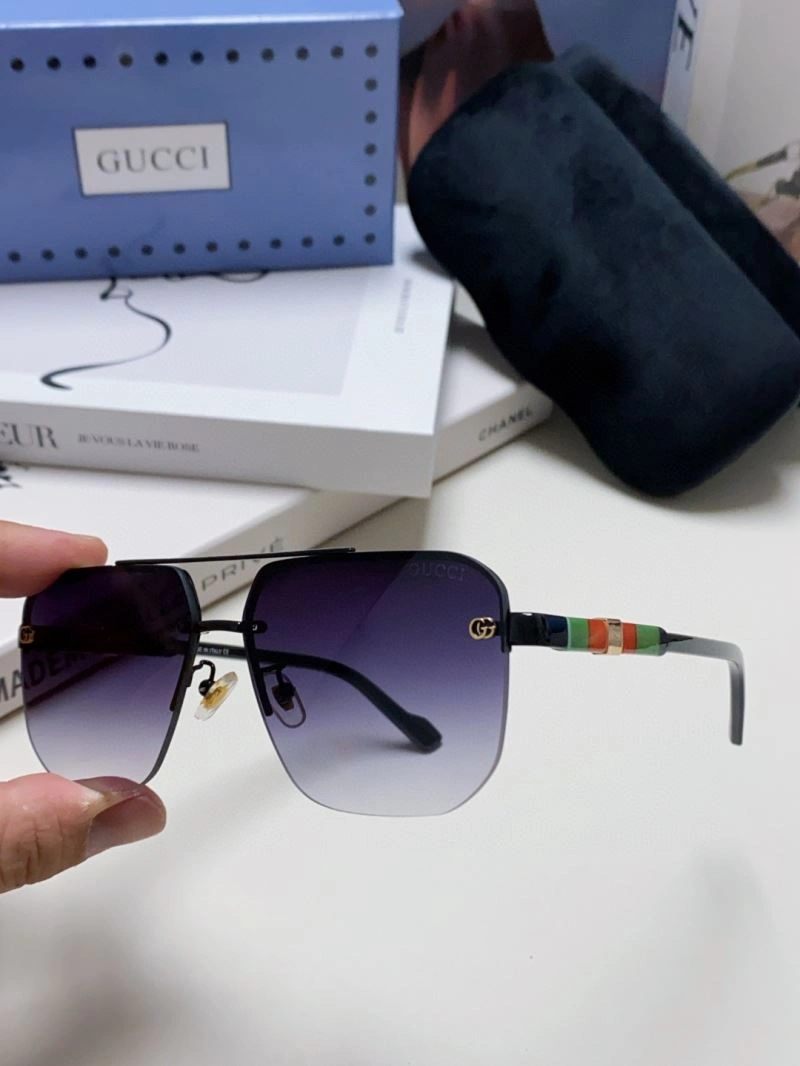 Trendsetting Gucci Sunglasses 279878