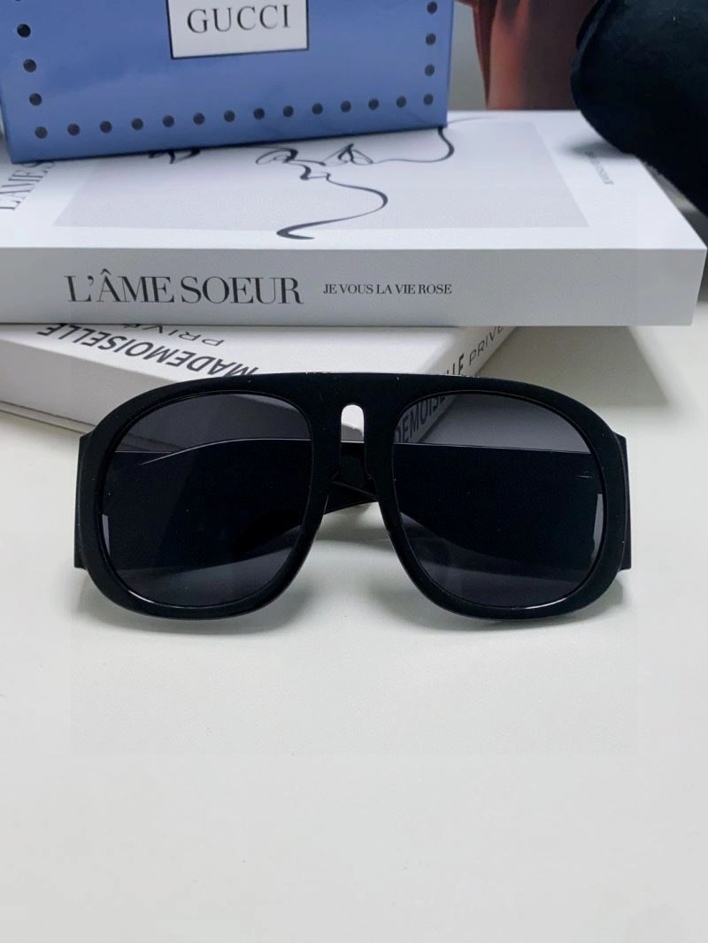 Gucci Sunglasses EasyCare 279876