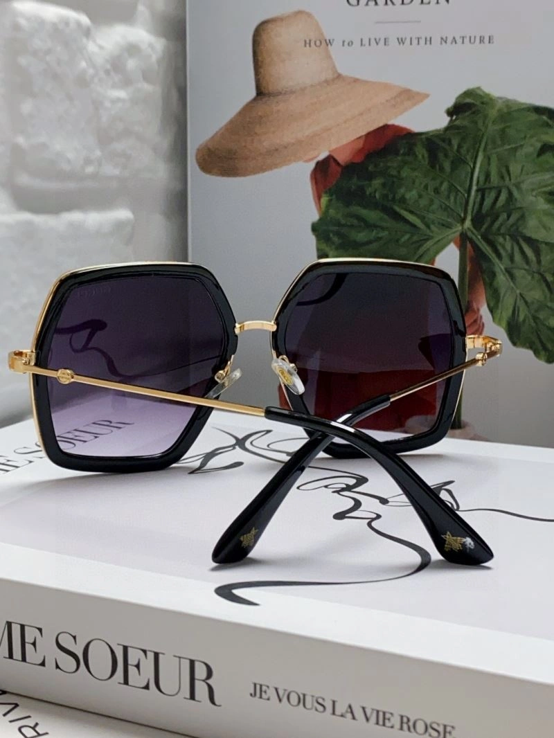Gucci Sunglasses Breathable 279874