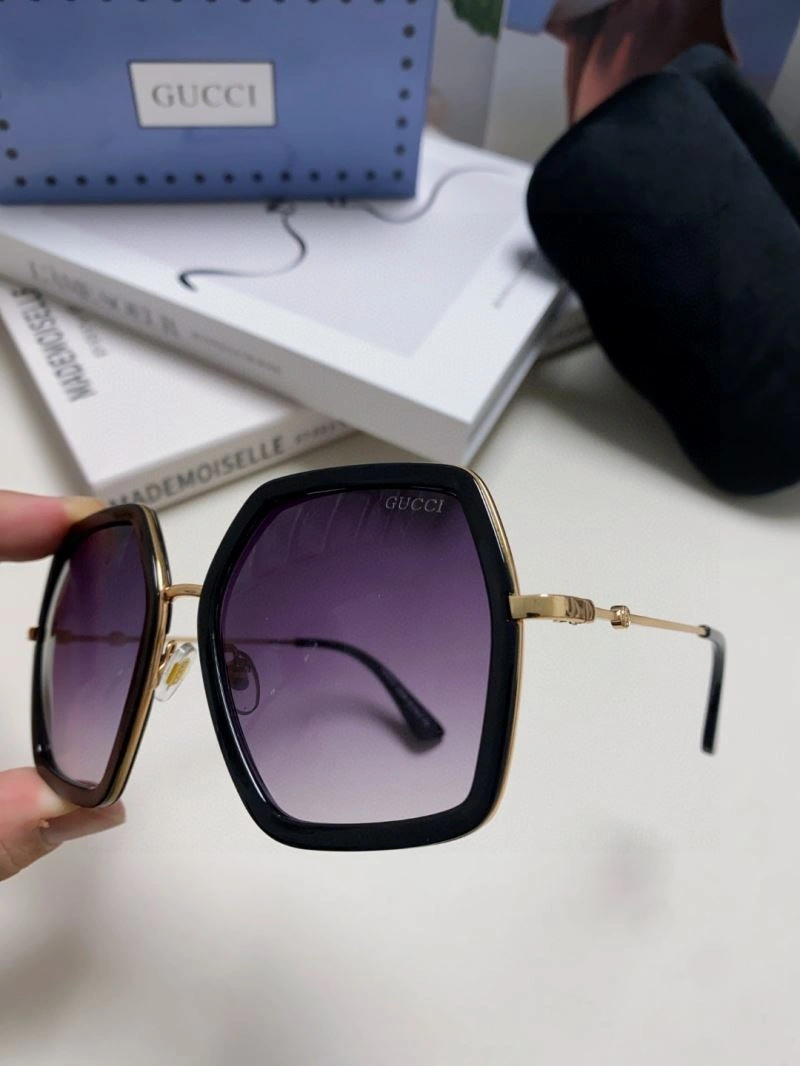 Gucci Sunglasses Breathable 279874