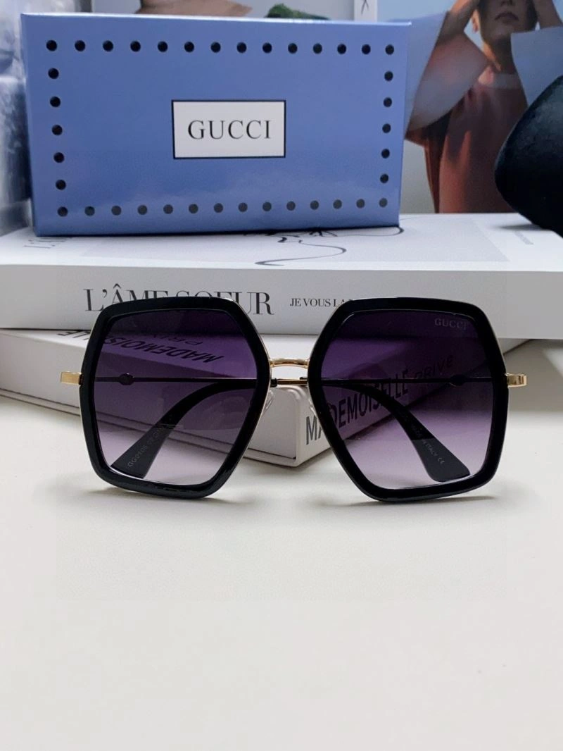 Gucci Sunglasses Breathable 279874