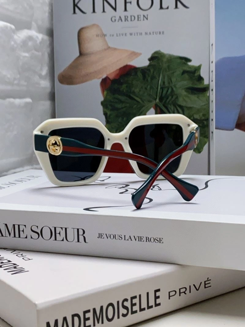 Gucci Sunglasses Breathable 279871