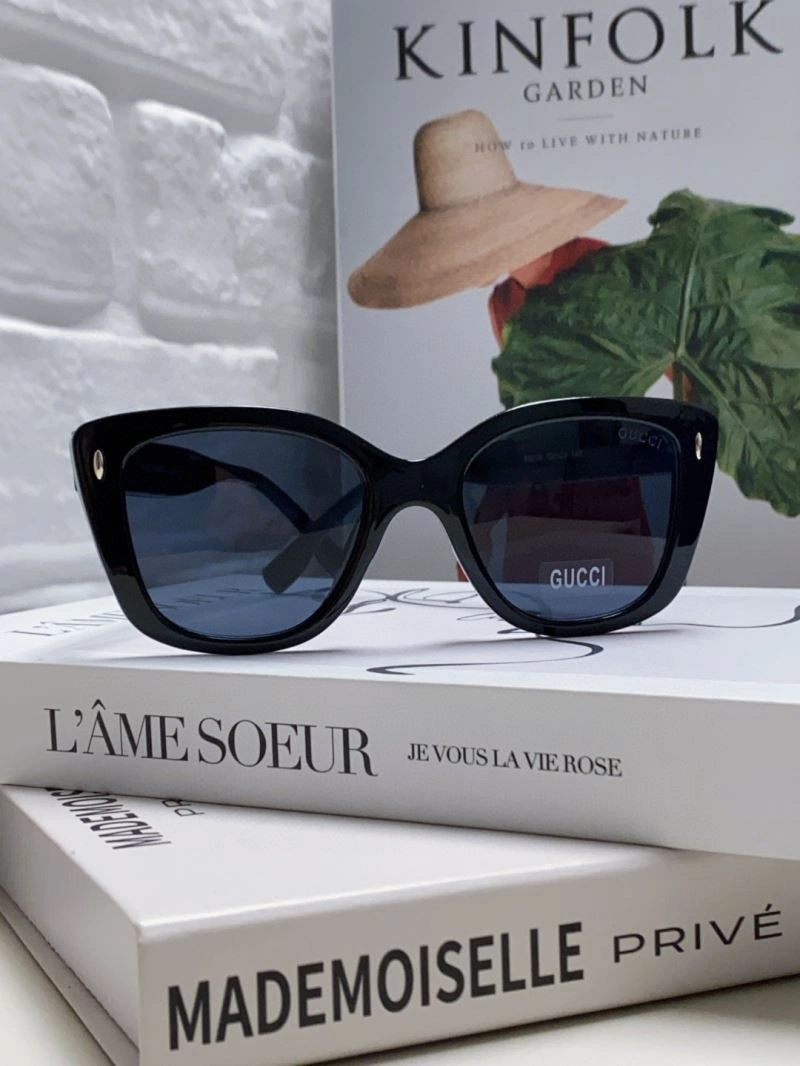 Gucci Sunglasses WrinkleFree 279870