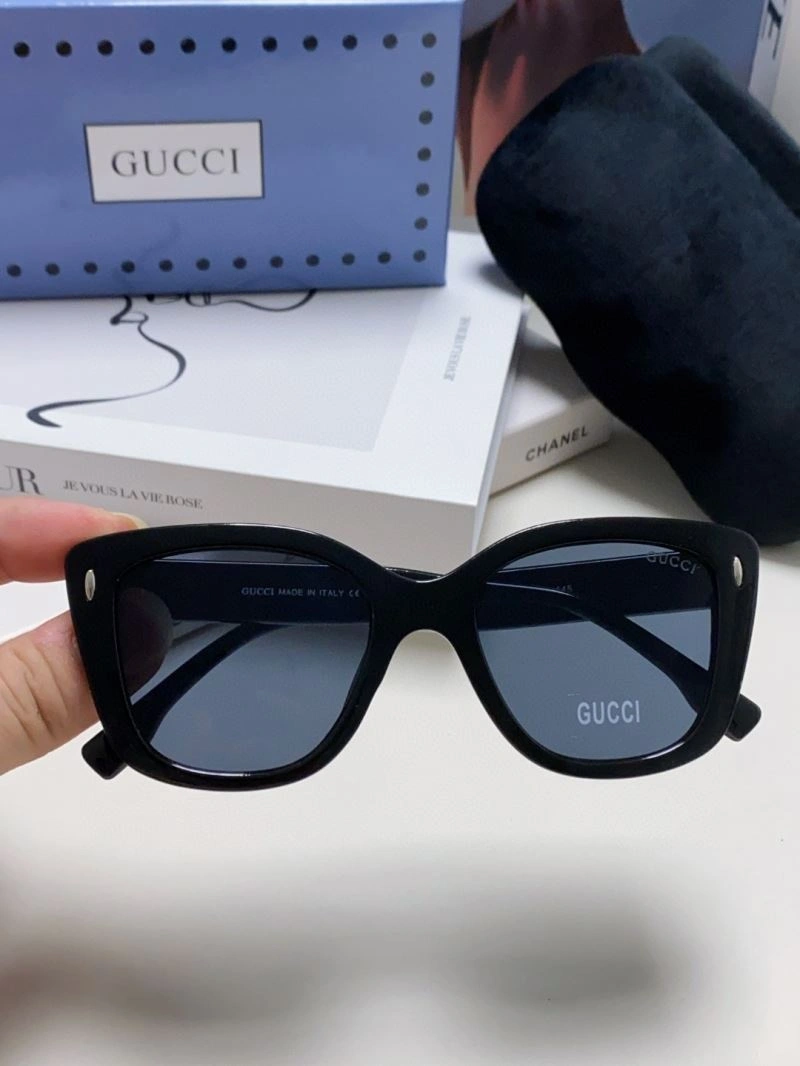 Gucci Sunglasses WrinkleFree 279870
