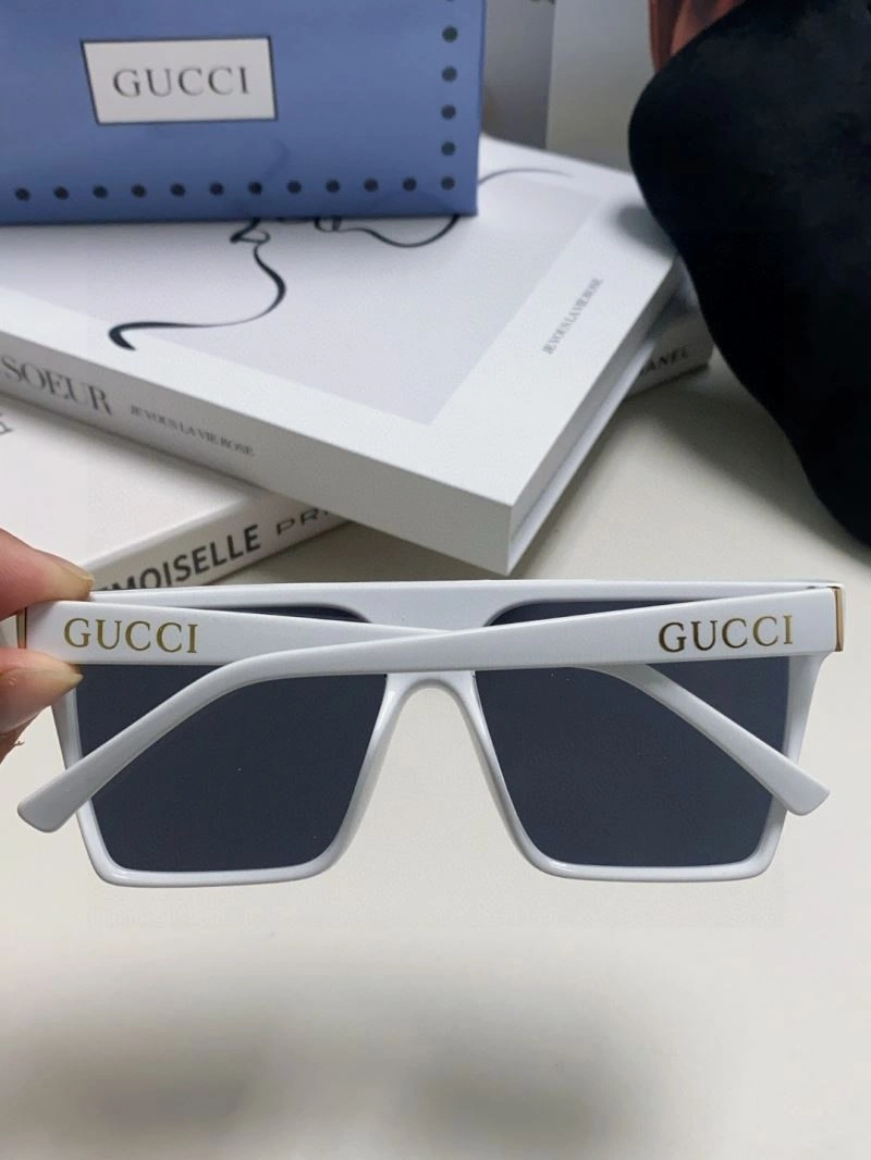Lightweight Gucci Sunglasses 279868