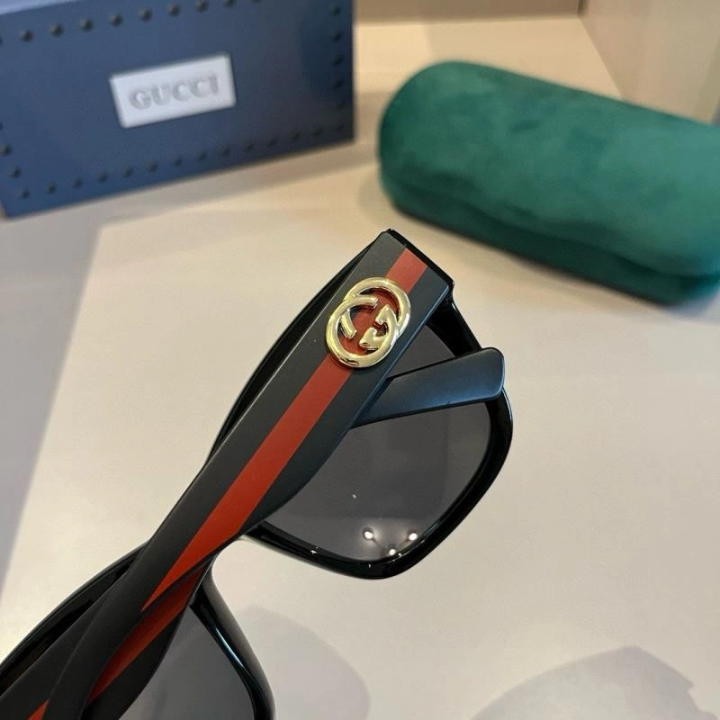 Gucci Sunglasses SunProtective 279852