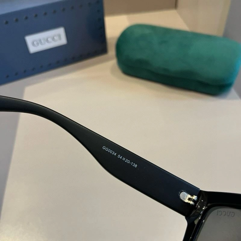Gucci Sunglasses SunProtective 279852