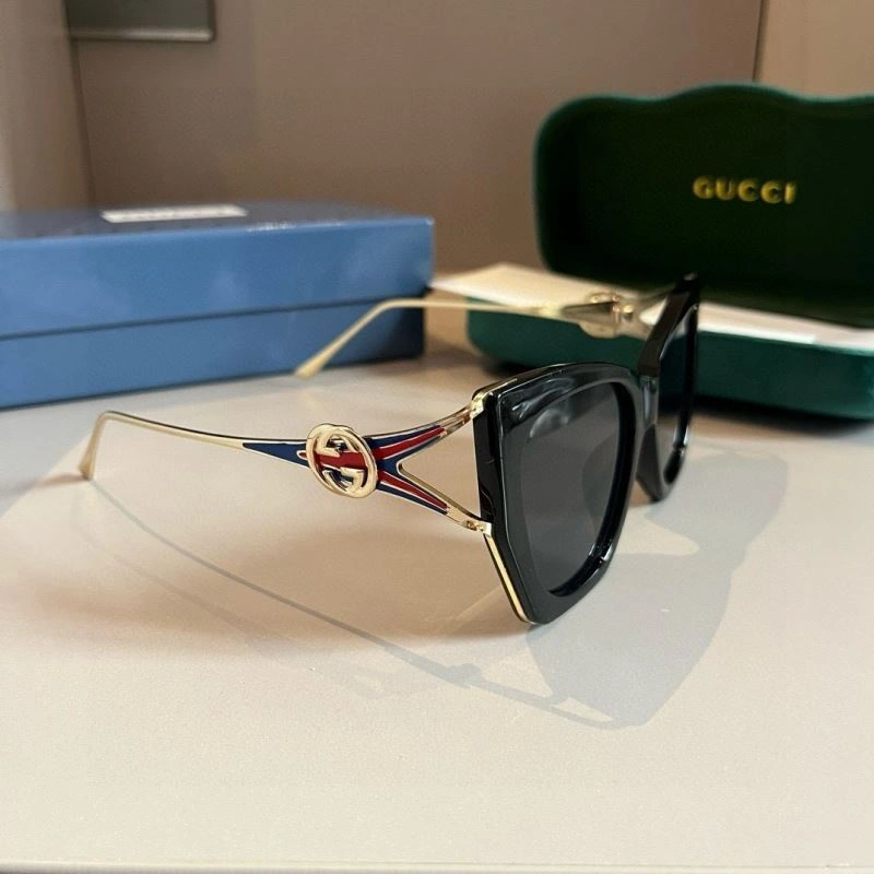 Packable Gucci Sunglasses 279837