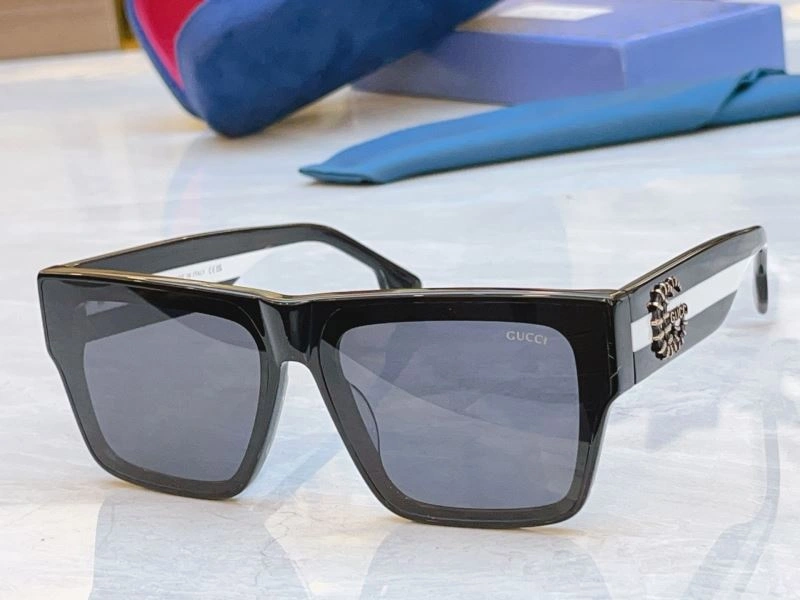 Elegant Gucci Sunglasses 279842