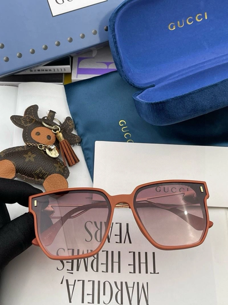 WellDesigned Gucci Sunglasses 279862