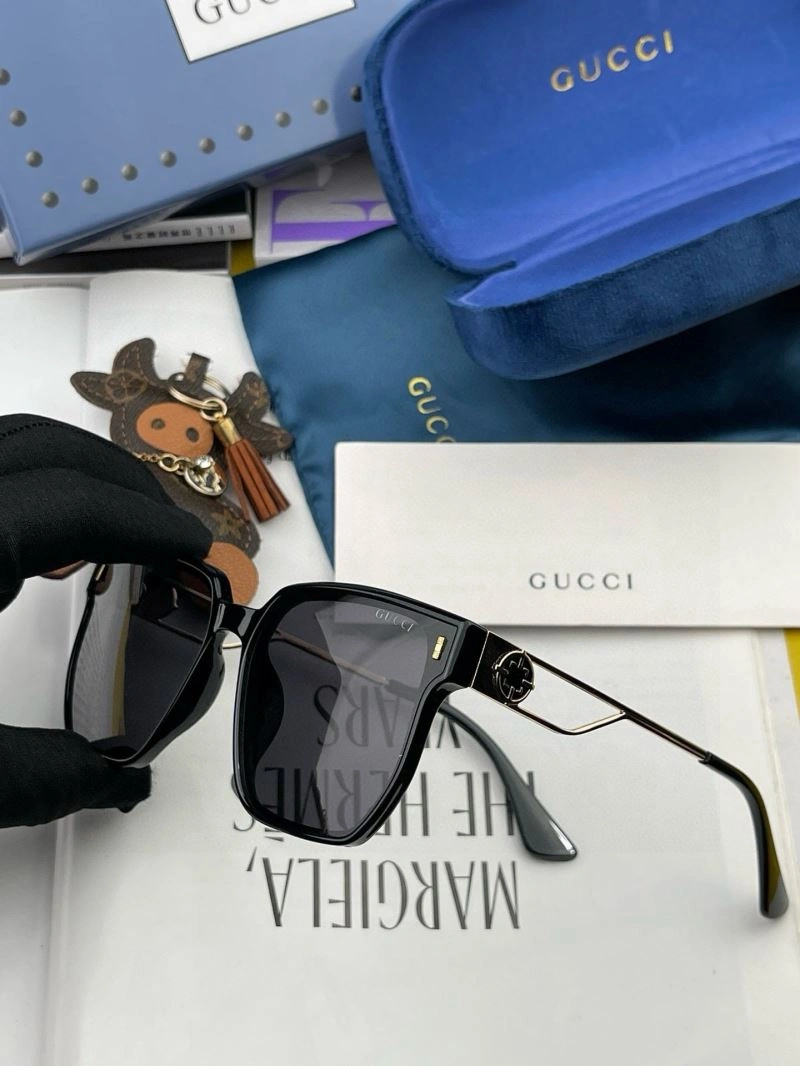 WellDesigned Gucci Sunglasses 279862