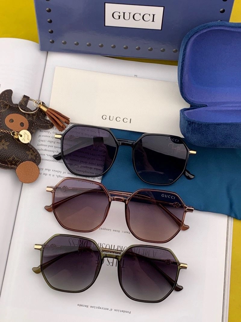 Chic Gucci Sunglasses 279863