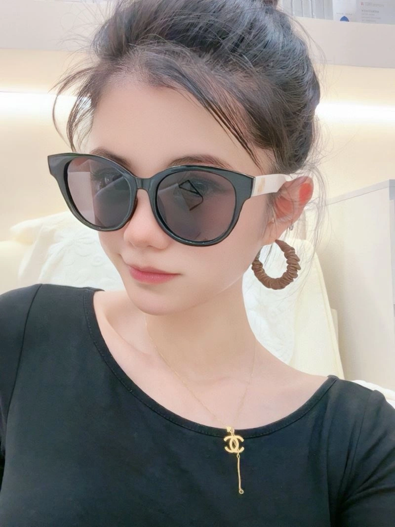 Durable Gucci Sunglasses 279838