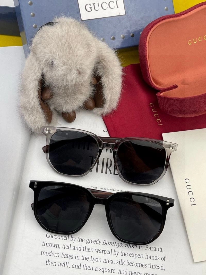 Gucci Sunglasses Lightweight 279858