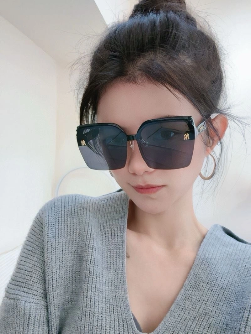 Durable Gucci Sunglasses 279865