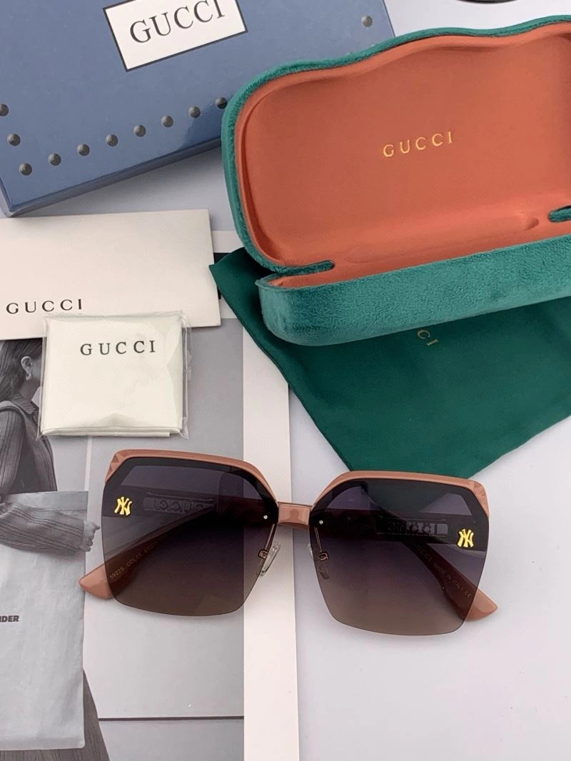 Durable Gucci Sunglasses 279865