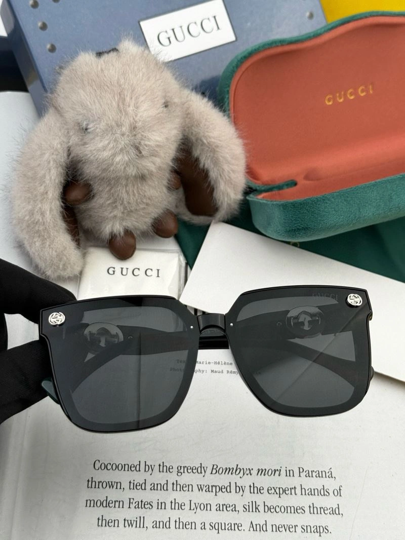 Fashionable Gucci Sunglasses 279853