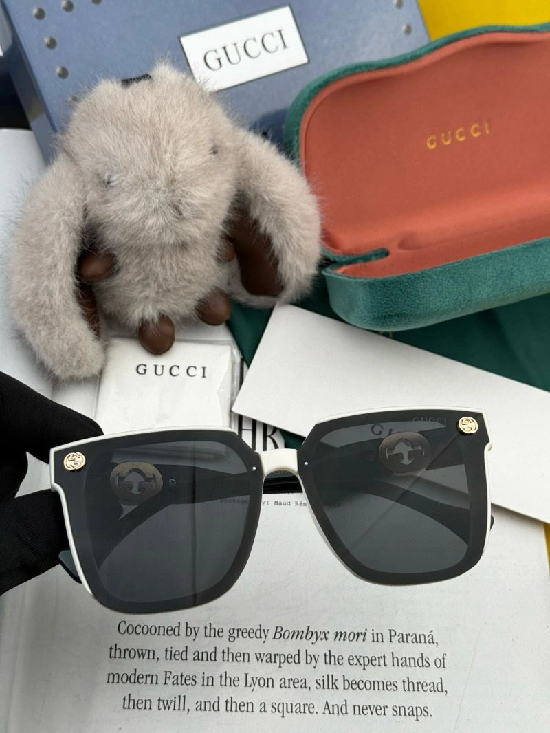 Fashionable Gucci Sunglasses 279853