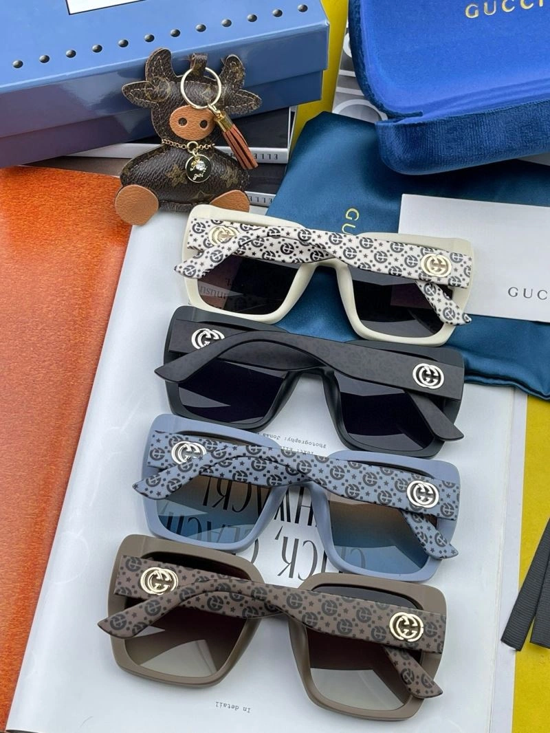 Trendsetting Gucci Sunglasses 279847