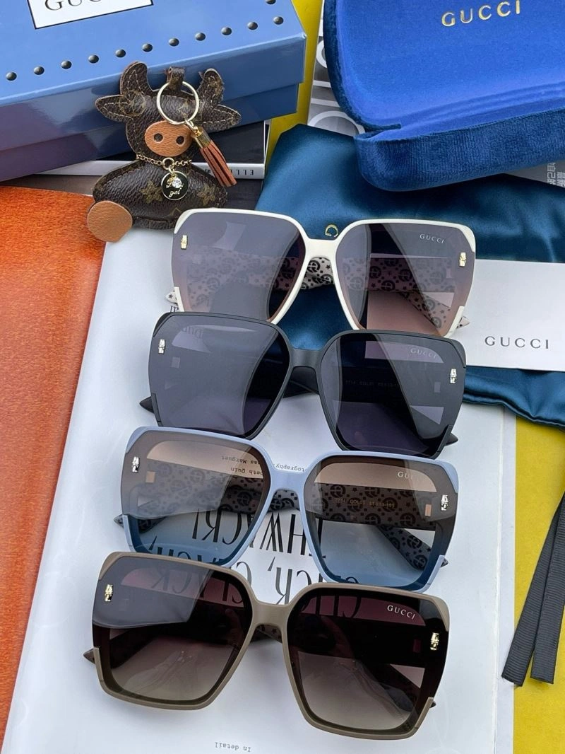 Trendsetting Gucci Sunglasses 279847