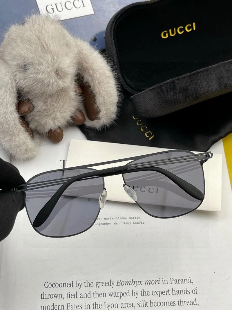 Resilient Gucci Sunglasses 279857