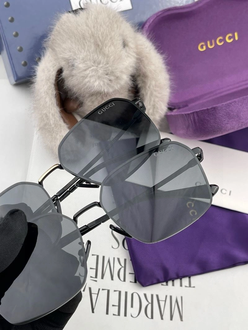 Classic Gucci Sunglasses 279851