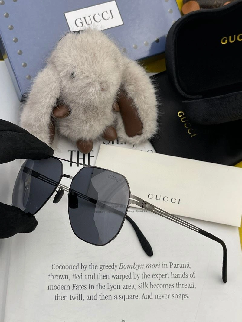 EyeCatching Gucci Sunglasses 279856
