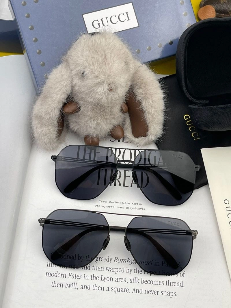 EyeCatching Gucci Sunglasses 279856