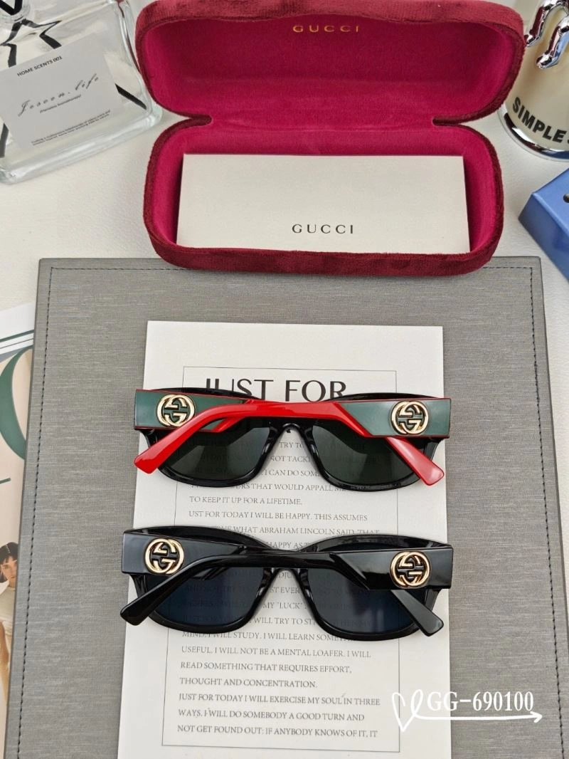 Gucci Sunglasses Colorful 279833