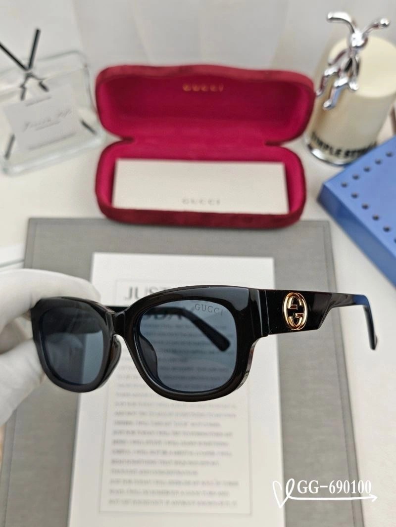 Gucci Sunglasses Colorful 279833