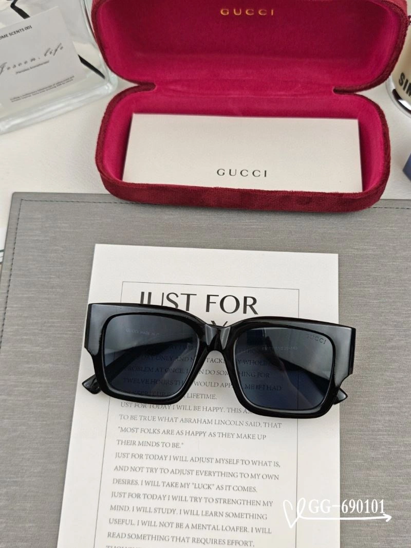 Affordable Gucci Sunglasses 279832