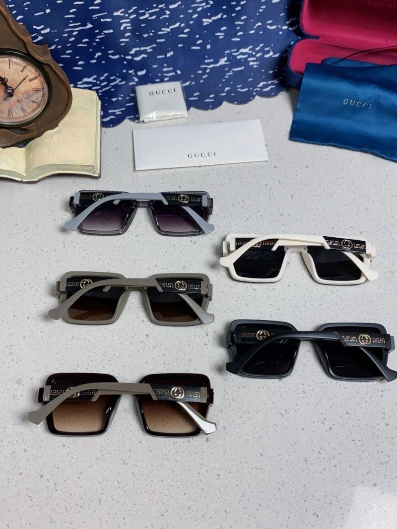 Minimalist Gucci Sunglasses 279830