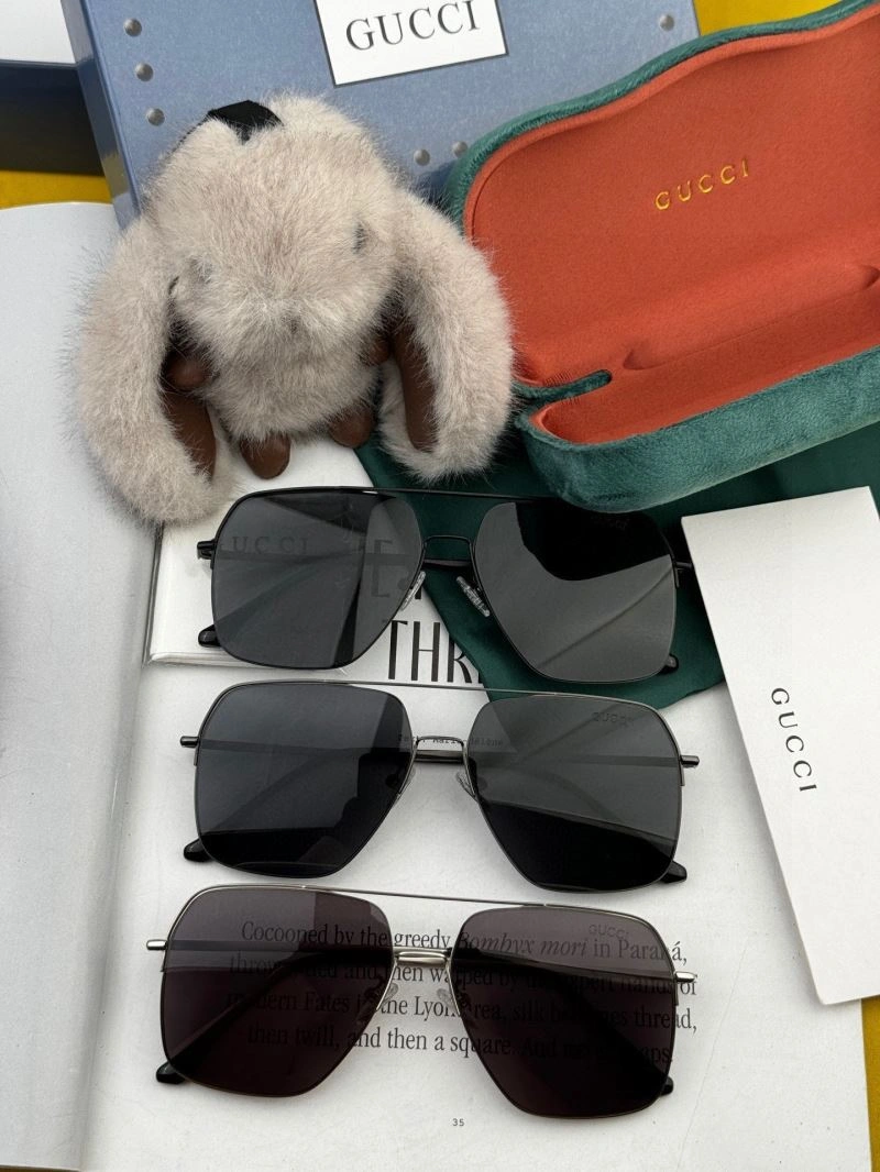 Resilient Gucci Sunglasses 279826