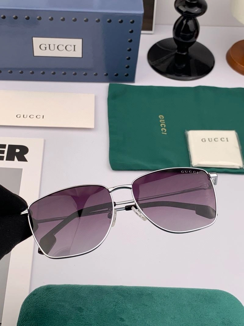 Classic Gucci Sunglasses 279825