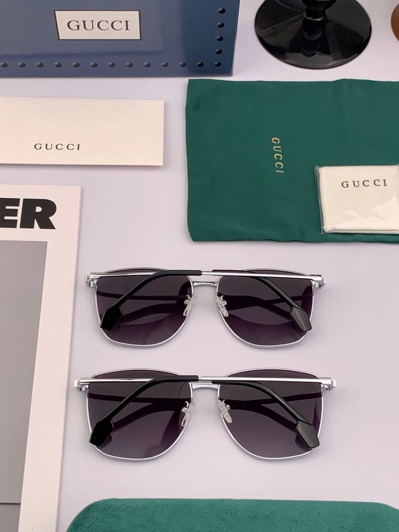 Classic Gucci Sunglasses 279825