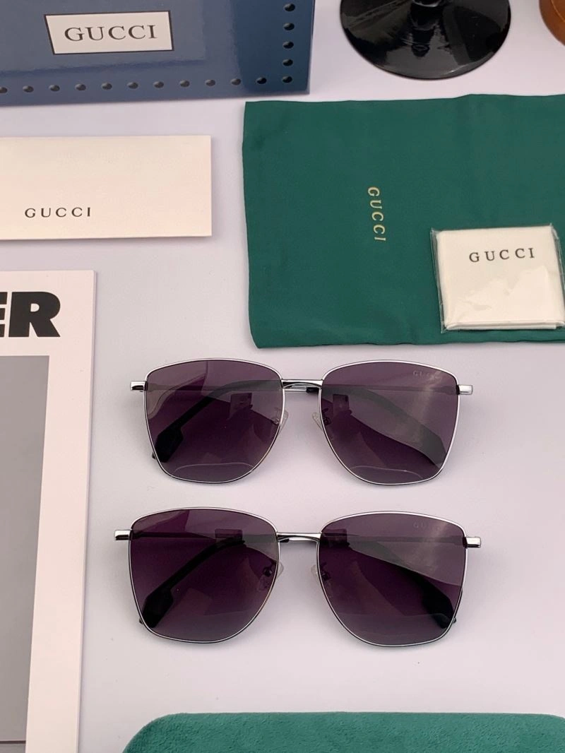 Classic Gucci Sunglasses 279825