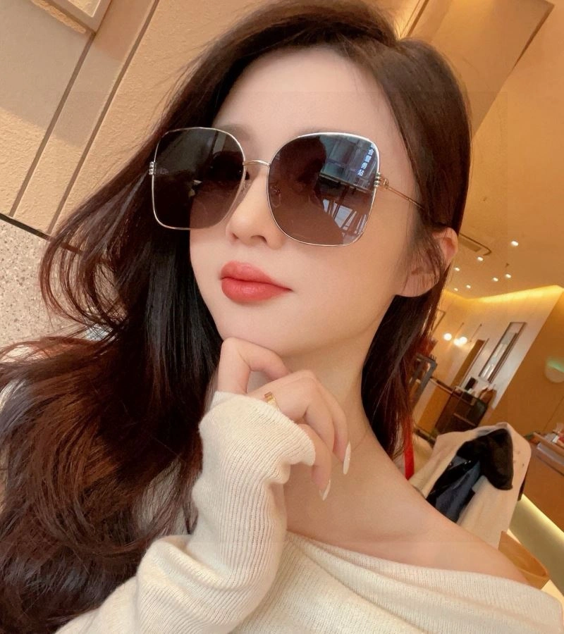 Gucci Sunglasses Breathable 279802