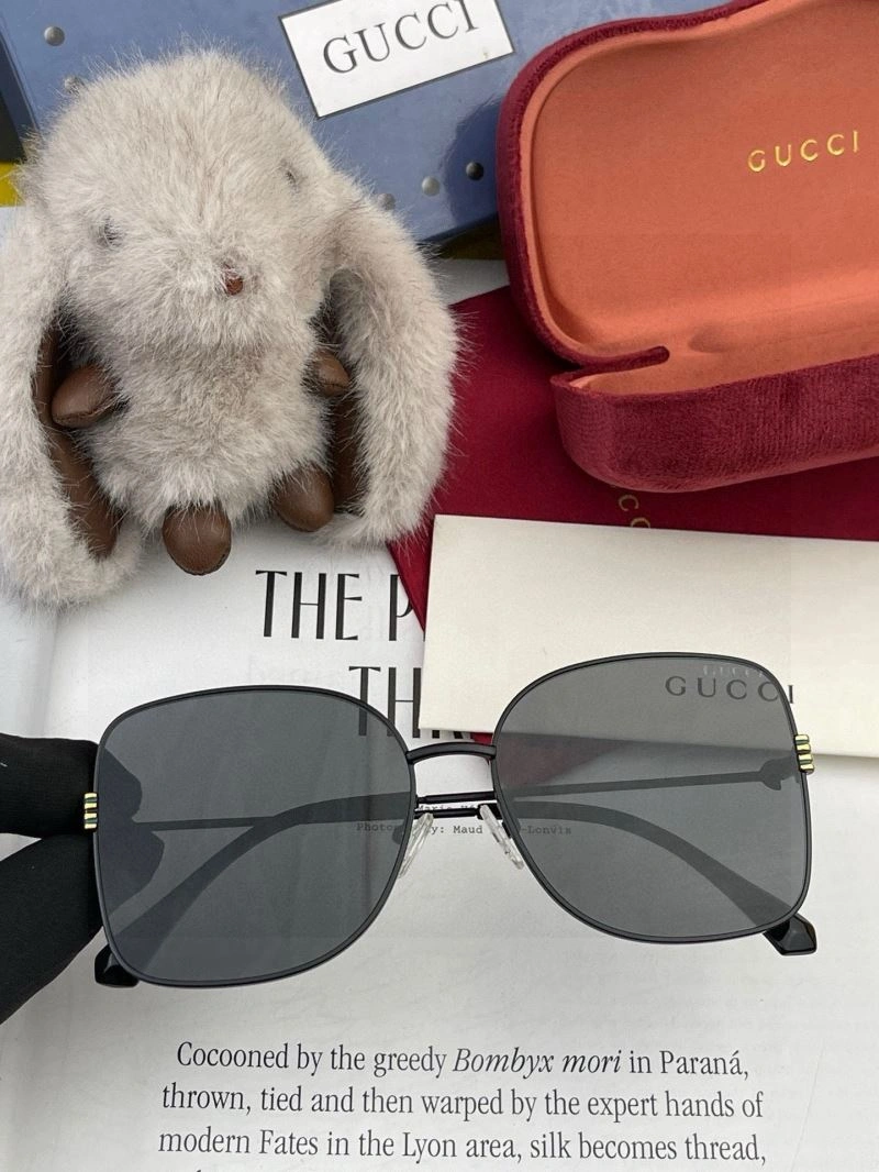 Gucci Sunglasses Breathable 279802
